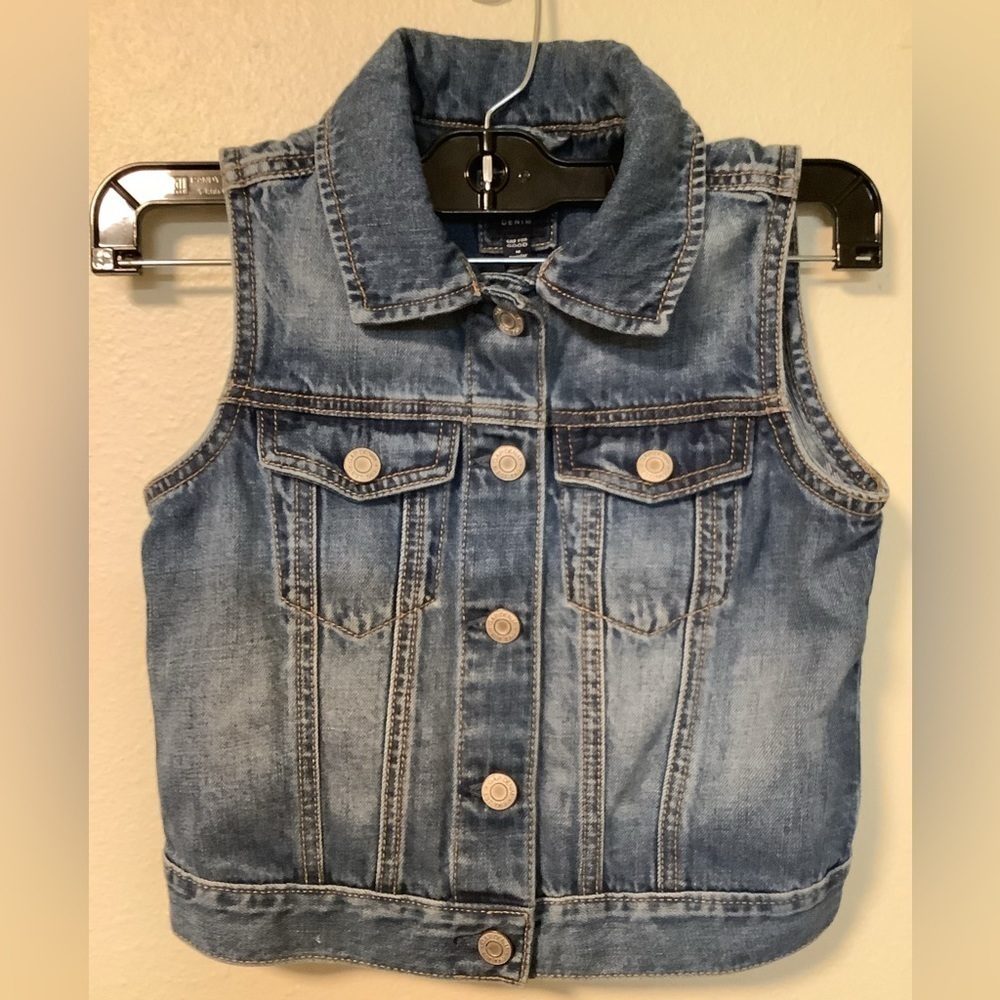 Gap denim girls medium regular ( 8-9 ) 132-140 cm 8-9 net 100% cotton denim vest